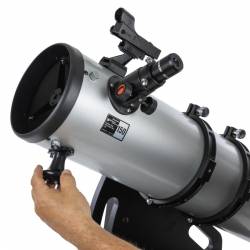 Télescope Dobson Celestron Starsense Explorer 150 mm