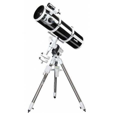 Télescope Newton Sky-Watcher 200/1000 démultiplié sur NEQ5 motorisable